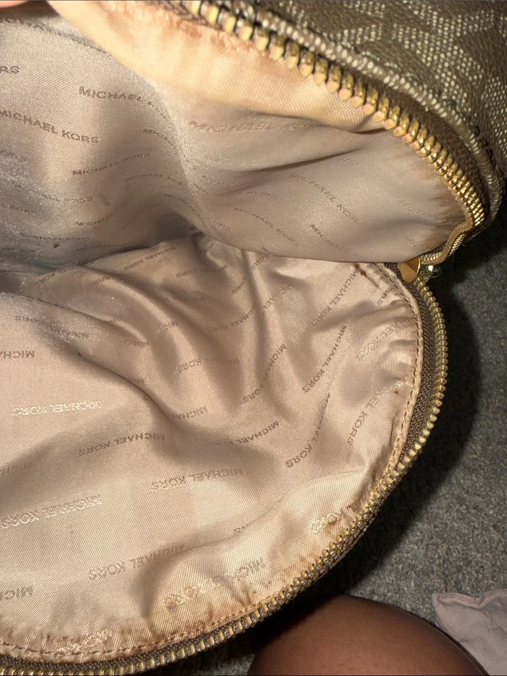 Michael Kors mk signature